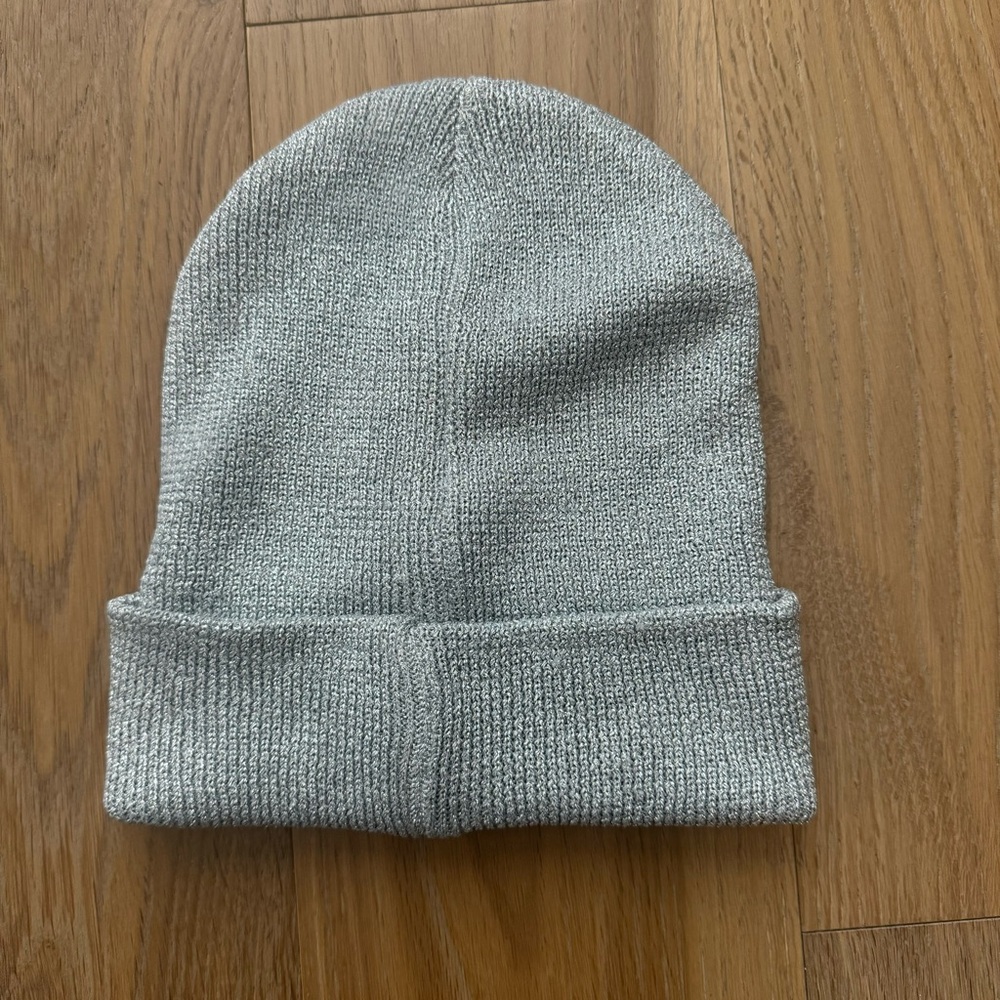 NWT Anthropology sparkle beanie in silver! - Picture 6 of 7